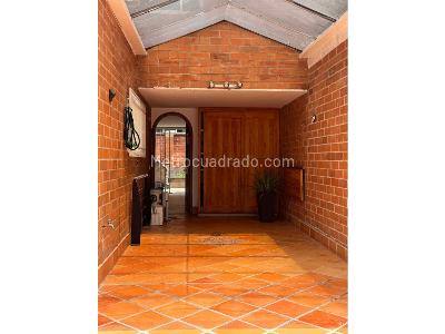 Casa de 3 alcobas en venta en Belen La Mota, Medellín, 113 m² · foto 18 de 19