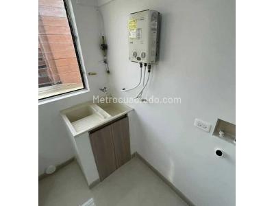 Apartamento de 4 alcobas en venta en Laureles, Medellín, 139 m² · foto 13 de 14