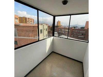 Apartamento de 4 alcobas en venta en Laureles, Medellín, 139 m² · foto 14 de 14