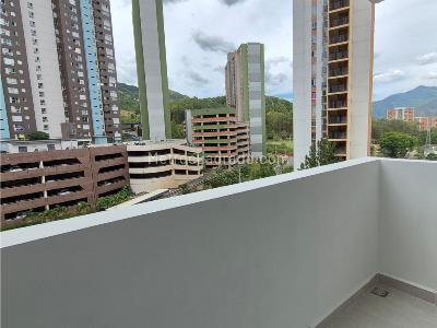 Apartamento de 3 alcobas en venta en Niquia, Bello, 55 m² · foto 3 de 15