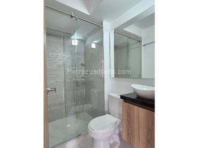 Apartamento de 3 alcobas en venta en Niquia, Bello, 55 m² · foto 7 de 15