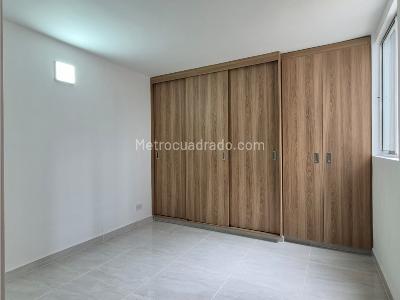 Apartamento de 3 alcobas en venta en Niquia, Bello, 55 m² · foto 13 de 15