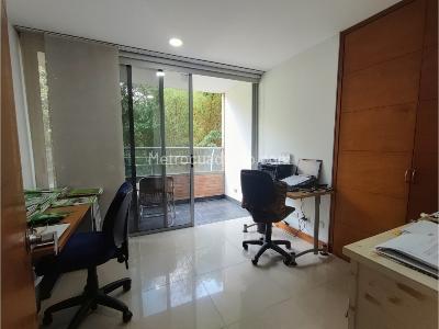 Apartamento de 5 alcobas en venta en El Poblado, Medellín, 172 m² · foto 10 de 20