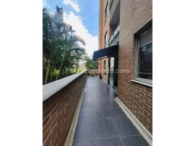 Apartamento de 5 alcobas en venta en El Poblado, Medellín, 172 m² · foto 16 de 20
