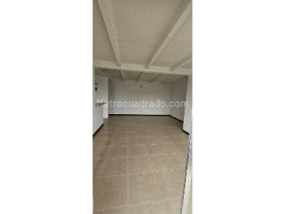 Apartamento de 3 alcobas en venta en Calasanz Parte Baja, Medellín, 69 m² · foto 3 de 11