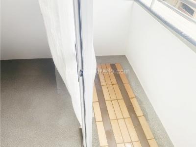 Apartamento de 3 alcobas en venta en Amazonia, Bello, 57 m² · foto 13 de 16