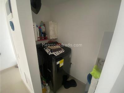 Apartamento de 3 alcobas en venta en Amazonia, Bello, 57 m² · foto 15 de 16