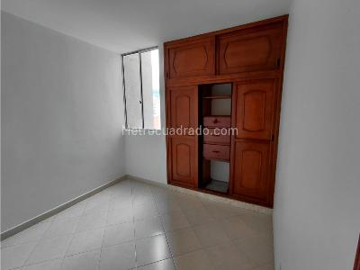 Apartamento de 3 alcobas en venta en Boston, Medellín, 61 m² · foto 7 de 13