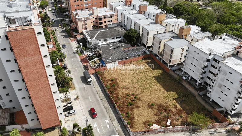 Lote en Venta, ALTOS DE RIOMAR, Barranquilla - Más