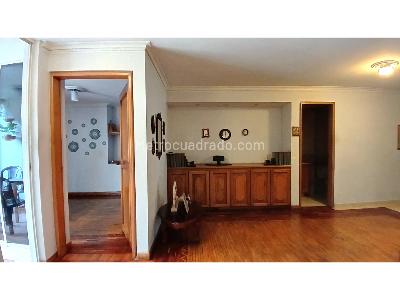 Apartamento de 3 alcobas en venta en Laureles, Medellín, 145 m² · foto 9 de 17
