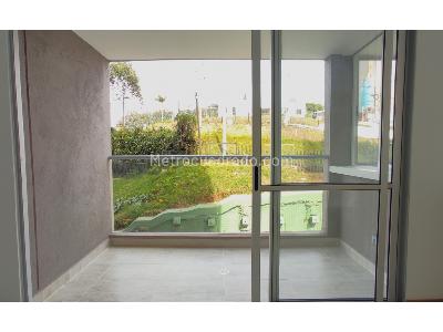 Apartamento de 3 alcobas en venta en Ojo De Agua, Rionegro, 76 m² · foto 2 de 14