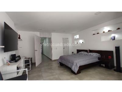 Casa de 3 alcobas en venta en Belen La Mota, Medellín, 225 m² · foto 6 de 19