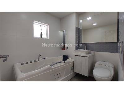 Casa de 3 alcobas en venta en Belen La Mota, Medellín, 225 m² · foto 13 de 19