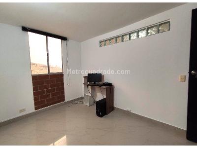 Apartamento en venta en Villa Hermosa, Medellín · foto 7 de 12