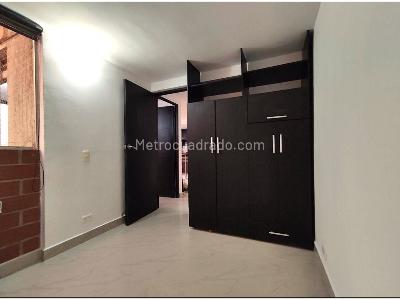 Apartamento en venta en Villa Hermosa, Medellín · foto 9 de 12