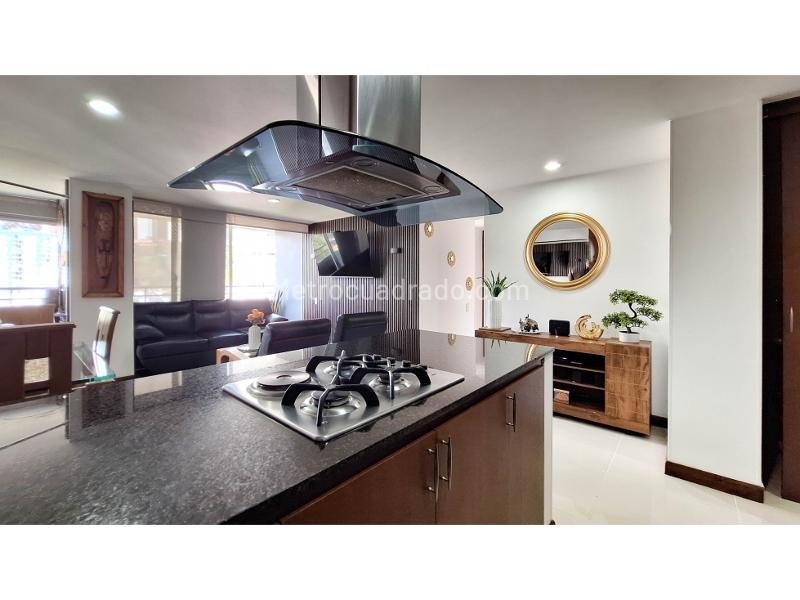 Piso – Medellín - Más