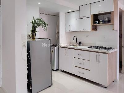 Apartamento de 3 alcobas en venta en Robledo Sector Las Lunas, Medellín, 51 m² · foto 3 de 18