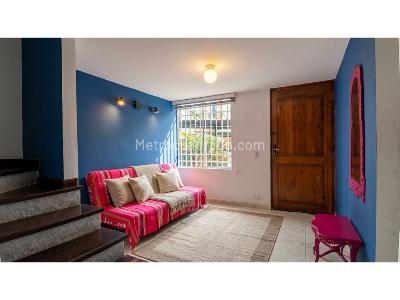 Casa en venta en Portal De Ditaires, Itagüí · foto 2 de 20