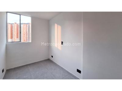 Apartamento de 3 alcobas en venta en Robledo Sector Las Lunas, Medellín, 47 m² · foto 16 de 17