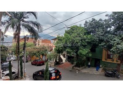 Casa de 5 alcobas en venta en Manrique Central, Medellín, 240 m² · foto 20 de 20