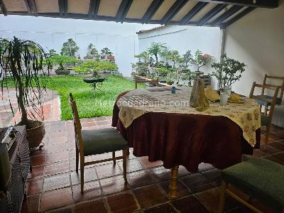 Casa de 4 alcobas en venta en Cristales, Cali, 312 m² · foto 4 de 14