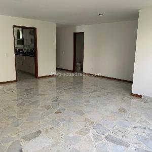 Apartamento de 3 alcobas en venta en Ciuda Jardin, Cali, 125 m² · foto 7 de 7