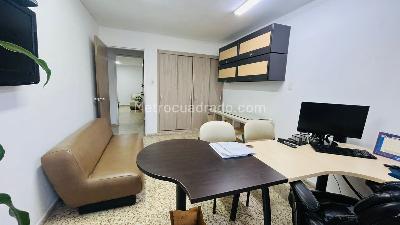 Casa de 5 alcobas en venta en San Vicente, Cali, 290 m² · foto 3 de 13