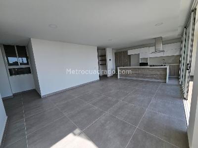 Apartamento de 4 alcobas en venta en Altos De Ciudad Jardin, Cali, 160 m² · foto 2 de 20