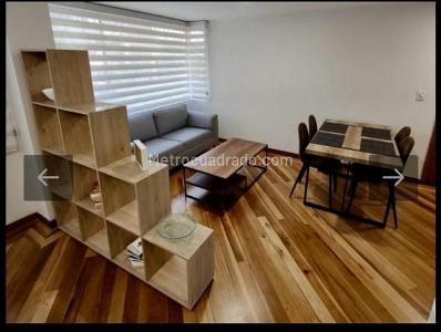 Apartamento de 2 alcobas en venta en Chico Norte, Bogotá, 78 m² · foto 4 de 11