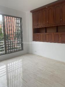 Apartamento de 4 alcobas en venta en Ciudad Jardin, Cali, 190 m² · foto 3 de 9