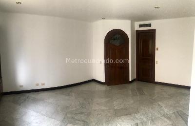 Apartamento de 4 alcobas en venta en Sector Altos De Normandia Bataclan, Cali, 433 m² · foto 10 de 19