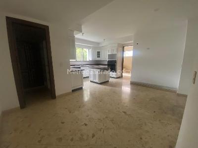 Apartamento de 4 alcobas en venta en Sector Altos De Normandia Bataclan, Cali, 433 m² · foto 3 de 19