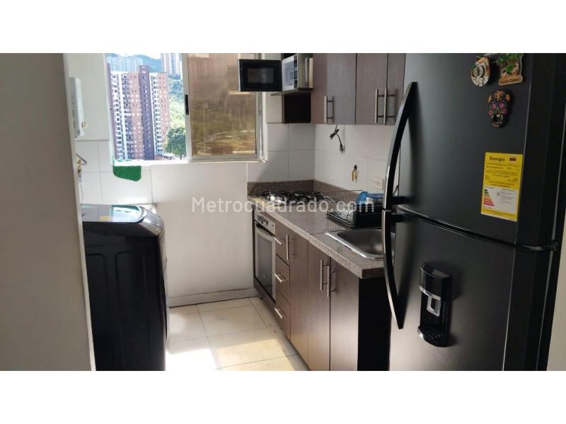 Apartamento Acogedor de 3 Alcobas en Guayabal