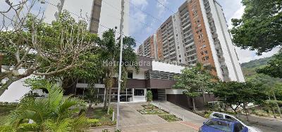 Apartamento de 3 alcobas en venta en Balcones De Ruitoque, Floridablanca, 94 m² · foto 2 de 20