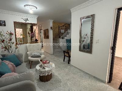 Casa de 4 alcobas en venta en Palmas De Niza, Bucaramanga, 115 m² · foto 4 de 20