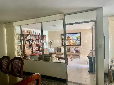 Apartamento de 4 alcobas en venta en Cabecera Del Llano, Bucaramanga, 149 m² · foto 11 de 19