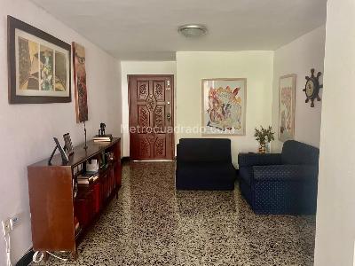 Apartamento de 4 alcobas en venta en Cabecera Del Llano, Bucaramanga, 149 m² · foto 5 de 19