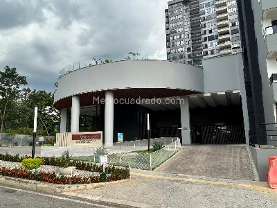 Apartamento de 3 alcobas en venta en Valenzza Condominio Resort, Floridablanca, 112 m² · foto 2 de 20