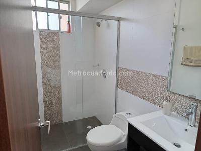 Apartamento de 3 alcobas en venta en Jardines Campestre, Floridablanca, 81 m² · foto 15 de 18