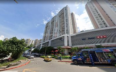 Apartamento de 3 alcobas en venta en Jardines Campestre, Floridablanca, 81 m² · foto 2 de 18