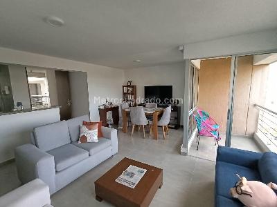 Apartamento de 3 alcobas en venta en Jardines Campestre, Floridablanca, 81 m² · foto 6 de 18