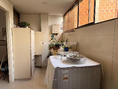 Apartamento en venta en Prados Del Norte, Cali · foto 12 de 13