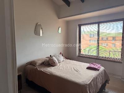 Apartamento en venta en Prados Del Norte, Cali · foto 3 de 13