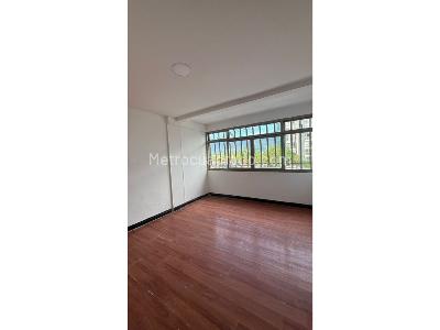 Casa de 5 alcobas en venta en Centro, Armenia, 254 m² · foto 5 de 15