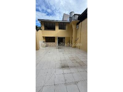 Casa de 5 alcobas en venta en Centro, Armenia, 254 m² · foto 8 de 15
