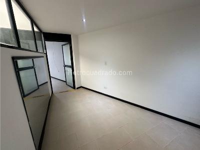 Casa de 3 alcobas en venta en Avenida Bolivar, Armenia, 196 m² · foto 6 de 17