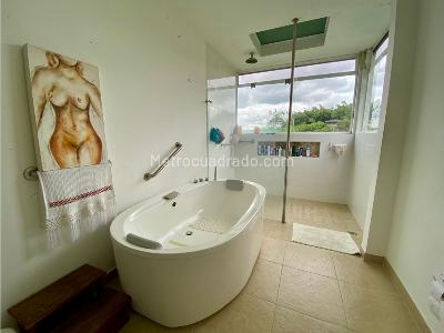 Casa de 5 alcobas en venta en Norte, Armenia, 420 m² · foto 4 de 20