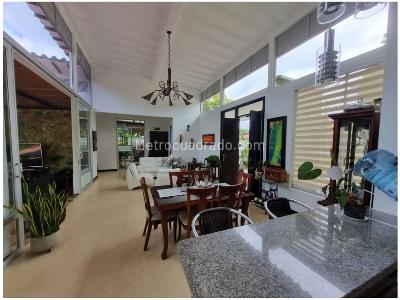 Casa de 3 alcobas en venta en Via Aeropuerto Internacional El Eden, Armenia, 2000 m² · foto 8 de 20