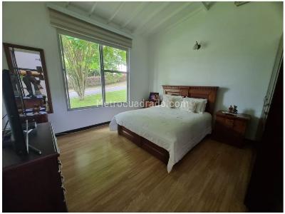 Casa de 3 alcobas en venta en Via Aeropuerto Internacional El Eden, Armenia, 2000 m² · foto 15 de 20