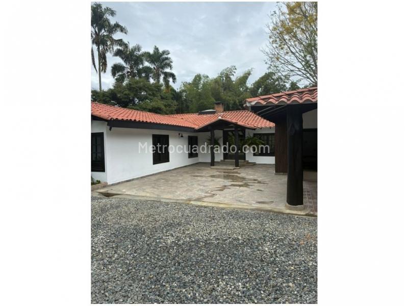 Casa – AMCO, Area Metropolitana Centro Occidente - Más